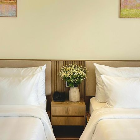 Tui Ba Gang Central Hotel Dalat Bagian luar foto